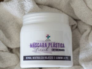 MASCARILLA PLASTICA FACIAL CON NIACINAMIDA