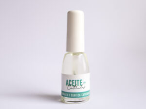 ACEITE PARA CUTICULAS Y UÑAS